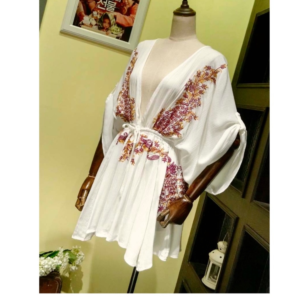 boho plunging neck tassel embroidered floral dress - Picture 10 of 12